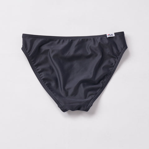 吸水速乾！アクティブシーンに最適 ラッシュガード＆水着 4点セット (フィットネス/ヨガ対応)【FILA】