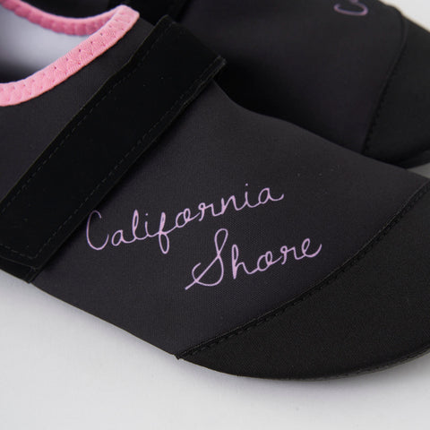 CALIFORNIA SHORE品番424848【CALIFORNIA SHORE】プールウォーキングに最適！ストラップ付き レディース アクアシューズ（水陸両用/脱げにくい）